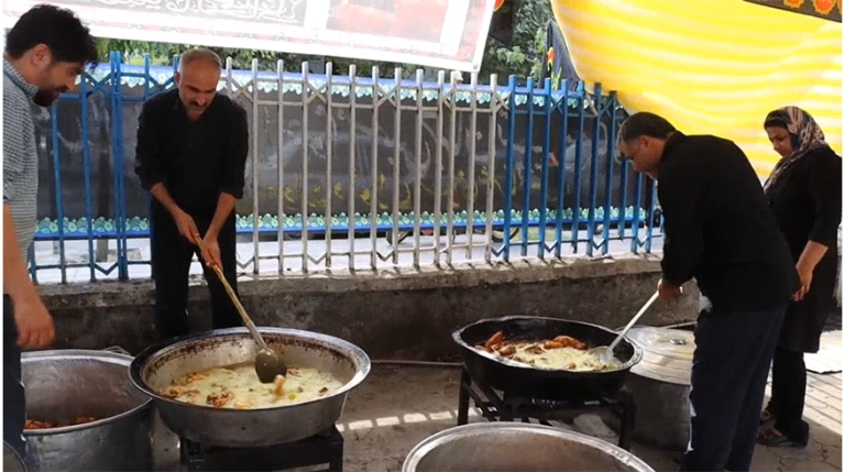 پخت و توزیع ۲۰۰۰ پرس غذای نذری در روز اربعین حسینی