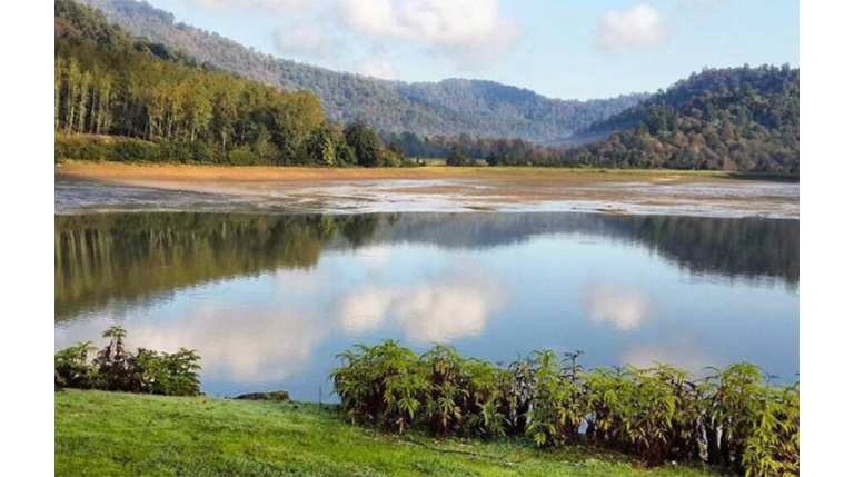 معرفی و جایگاه جغرافیایی دریاچه سراگاه