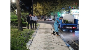 شستشوی میدان امام خمینی (ره) در دو شب متوالی توسط واحد خدمات شهری شهرداری تالش