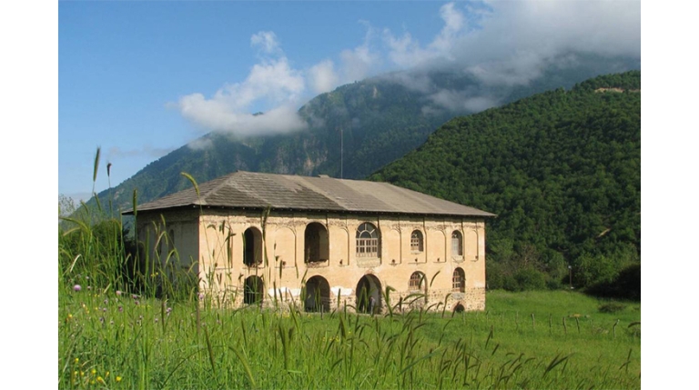 ییلاق تاریخی و دیدنی آق‌اولر تالش