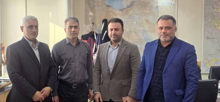 دیدار شهردار و اعضای شورای شهر تالش با مدیرکل نگهداری ابنیه فنی وزارت راه برای بررسی آسفالت خیابان جمهوری اسلامی