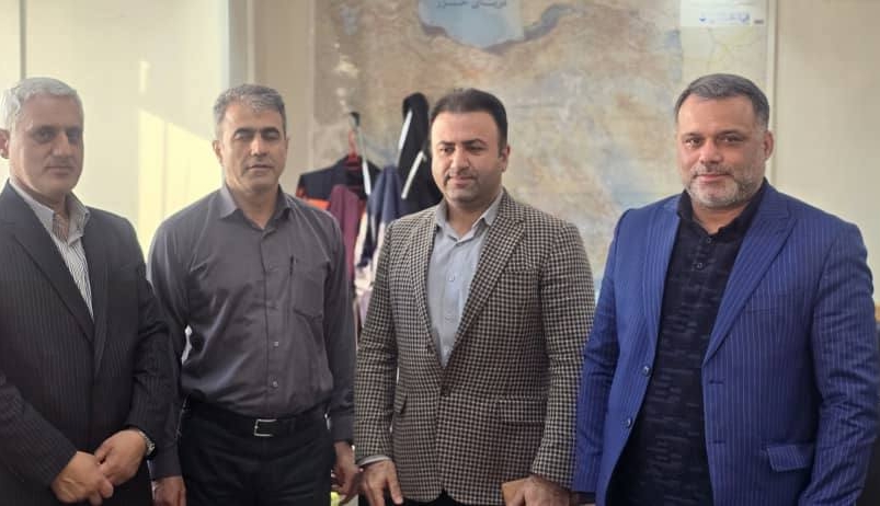 دیدار شهردار و اعضای شورای شهر تالش با مدیرکل نگهداری ابنیه فنی وزارت راه برای بررسی آسفالت خیابان جمهوری اسلامی