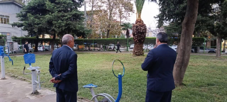 بازدید از پارک قدس